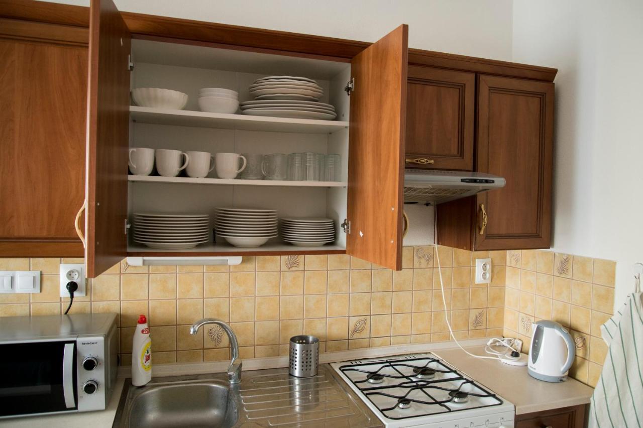 Ubytovani Domecek V Mikulove Apartment Exterior photo